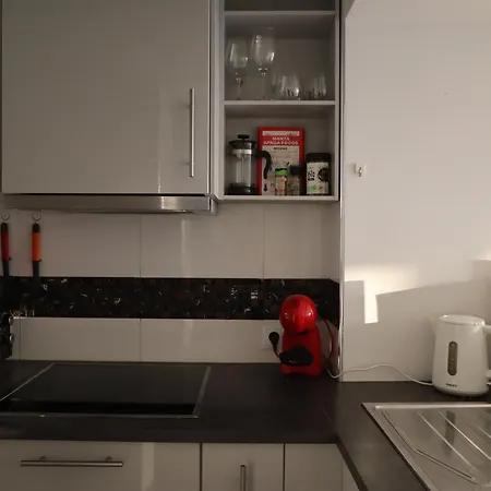 Rua Arcadas Do Parque 52 * Estoril